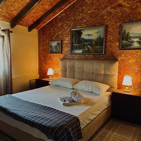 Guest house Woodhouse *