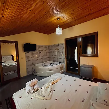 Woodhouse Guest house *